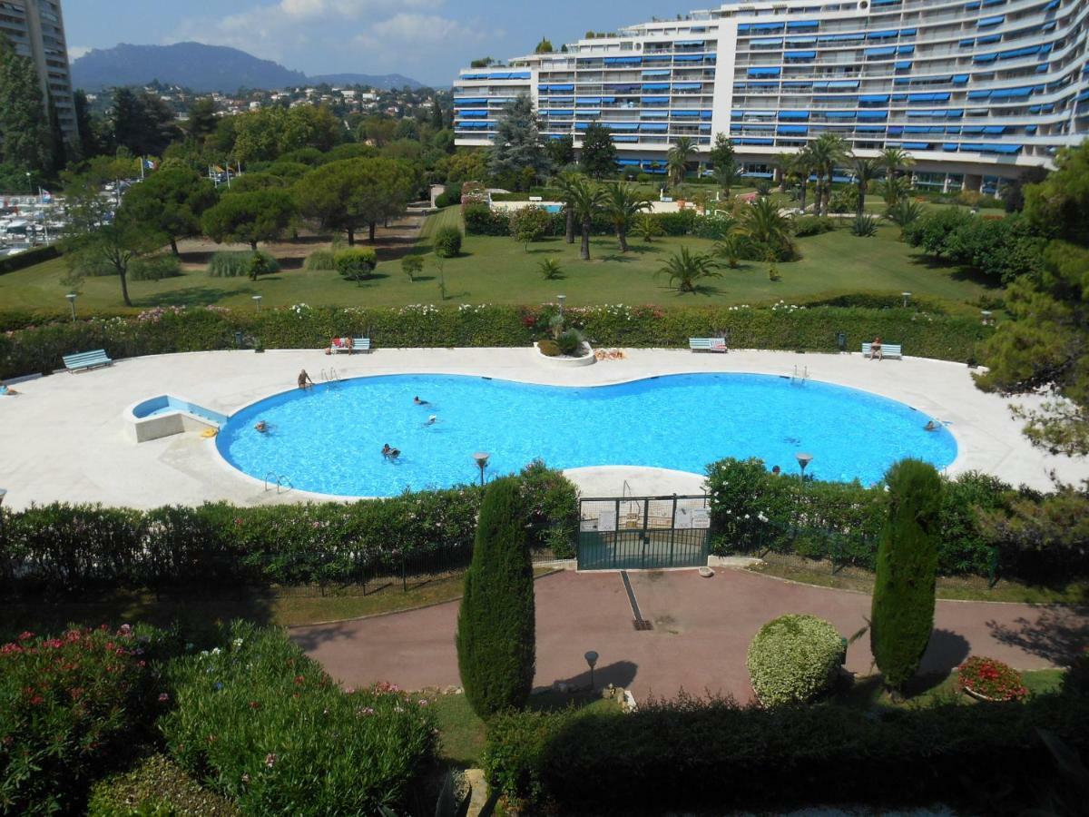 Appartement Le France - Vacances Cote D'Azur Манделю-ла-Напул Екстериор снимка